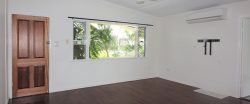 10 Crystal St, Happy Valley QLD 4825, Australia