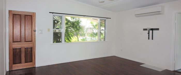 10 Crystal St, Happy Valley QLD 4825, Australia