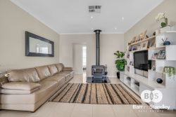 6 Connemara Way, Australind WA 6233, Australia