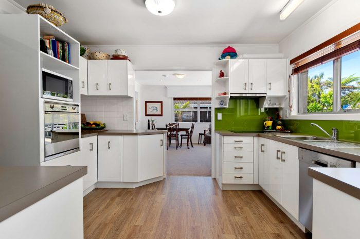 60 Edgecumbe Road, Avenues, Tauranga, Bay Of Plenty, 3110, New Zealand