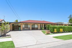 14 Marsala St, Kippa-Ring QLD 4021, Australia