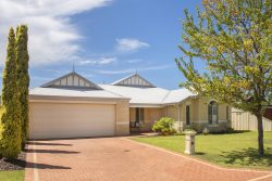 14 Haifordshire Loop, West Busselton WA 6280, Australia