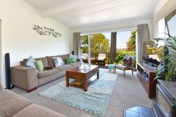 15 John Road, Stanmore Bay, Rodney, Auckland, 0932, New Zealand