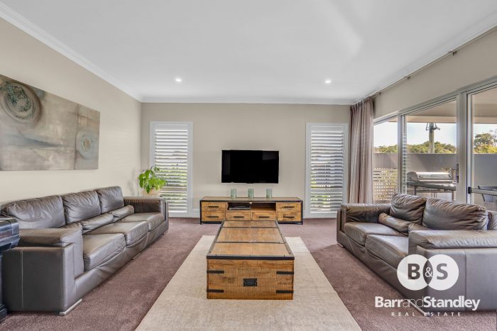 44 Mangles St, South Bunbury WA 6230, Australia