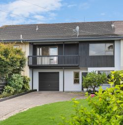 20 Tobruk Crescent, Milford, North Shore City, Auckland, 0620, New Zealand