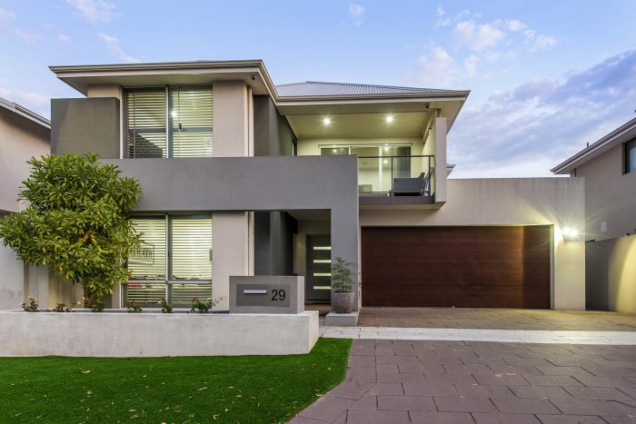 29 Vaucluse Cct, Belmont WA 6104, Australia