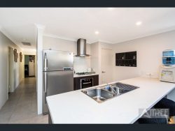 63 Whitmore Loop, Harrisdale WA 6112, Australia