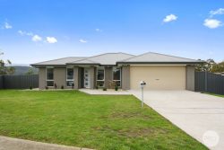 8 Avalon Ct, Margate TAS 7054, Australia