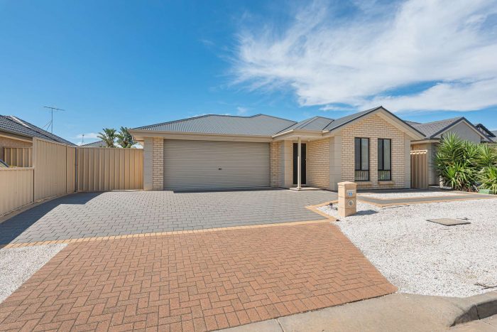 20 Buoy Cres, Seaford Meadows SA 5169, Australia