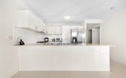 17 Discovery Dr, Fletcher NSW 2287, Australia