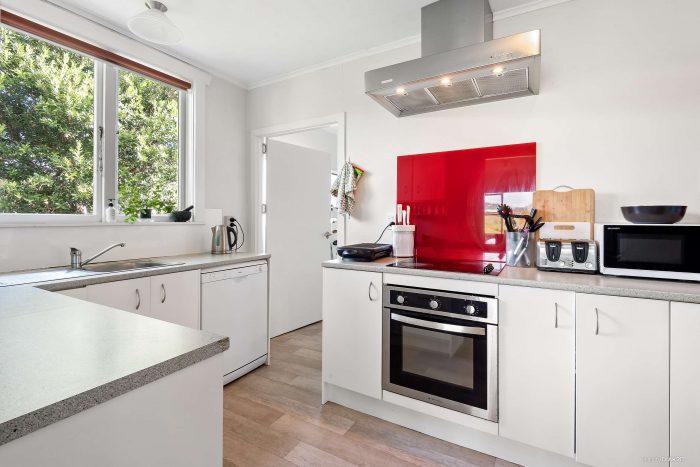 1592 Great North Road, Waterview, Auckland, 1026, New Zealand