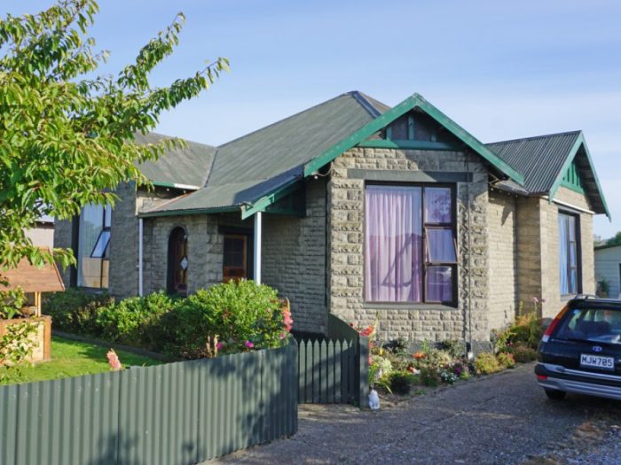 16 Woodhouse Street, Appleby, Invercargi­ll, Southland, 9812, New Zealand