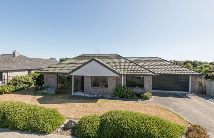 44 Hoult Crescent, Monaco, Nelson, Nelson / Tasman, 7011, New Zealand