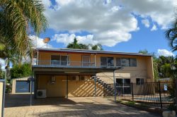 47 Hunter St, Blackwater QLD 4717, Australia