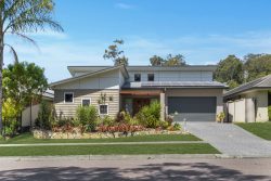 236 Johns Rd, Wadalba NSW 2259, Australia