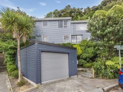 11 Hawick Street, Karori, Wellington, 6012, New Zealand