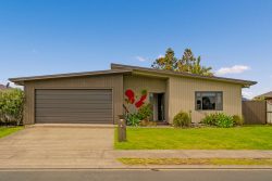 44 Kupe Drive, Whitianga, Thames-Cor­omandel, Waikato, 3510, New Zealand