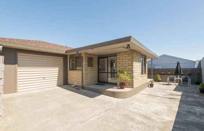 2/96 Point Road, Monaco, Nelson, Nelson / Tasman, 7011, New Zealand