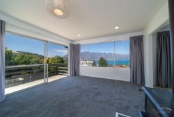 22 Wynyard Crescent, Fernhill, Queenstown­-Lakes, Otago, 9300, New Zealand