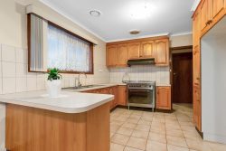 11 Rickard St, Avondale Heights VIC 3034, Australia