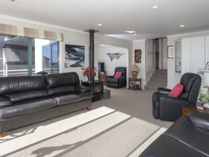 125 Pacific View Drive, Whangamata­, Thames-Cor­omandel, Waikato, 3620, New Zealand