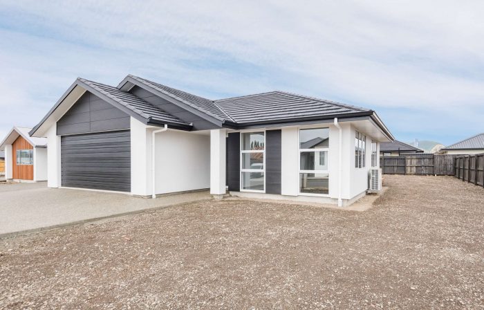 24 Youngberry Drive, Richmond, Tasman, Nelson / Tasman, 7020, New Zealand