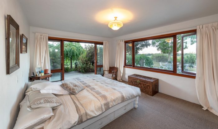 431 Riverbank Road Wanaka 9382, New Zealand