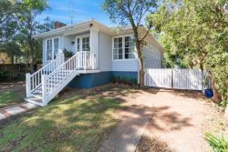 13 Cooper Ave, Woonona NSW 2517, Australia