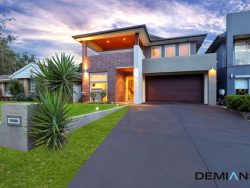 26 Elata Ct, Wattle Grove NSW 2173, Australia