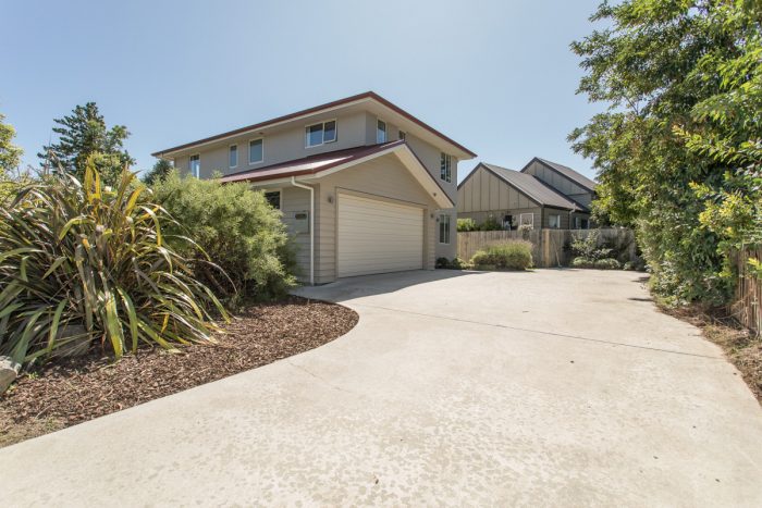 32 Hunter Crescent, Wanaka, Otago, 9305, New Zealand