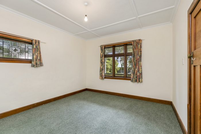 4 Totara Terrace Miramar, Wellington 6022, New Zealand