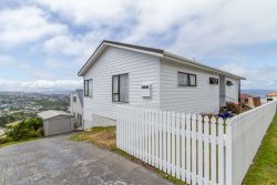 6 Jaunpur Crescent, Broadmeadows, Wellington, 6035, New Zealand