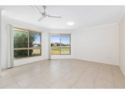 79 Abby Dr, Gracemere QLD 4702, Australia