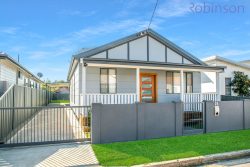 25 Wilton St Merewether NSW 2291, Australia