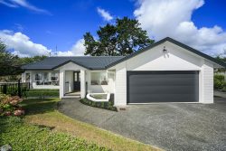 10 Owl Court, Unsworth Heights, North Shore City, Auckland, 0632, New Zealand