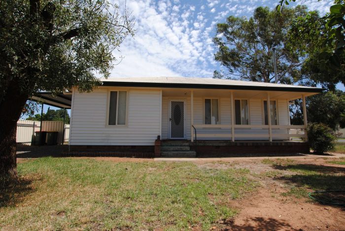 4 South Ave, Yenda NSW 2681, Australia