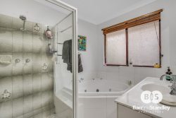 12 Benjamin St, Withers WA 6230, Australia