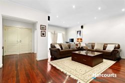 5 Narin Ct, Epping VIC 3076, Australia