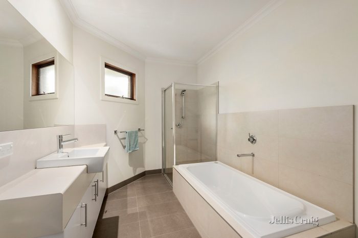 Unit 3/1 Hennessy St, Chadstone VIC 3148, Australia