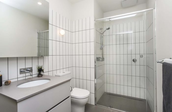 5 Landsby Dr, Avondale Heights VIC 3034, Australia