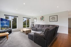 168 Thompsons Rd, Hamilton VIC 3300, Australia