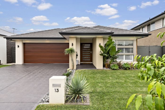 13 Moriarty St, Denham Court NSW 2565, Australia
