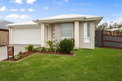 65 Minerva St, South Ripley QLD 4306, Australia