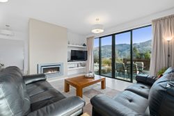 5 Valley Crescent, Wanaka, Otago, 9382, New Zealand