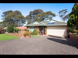 12 Clarke St, Narooma NSW 2546, Australia