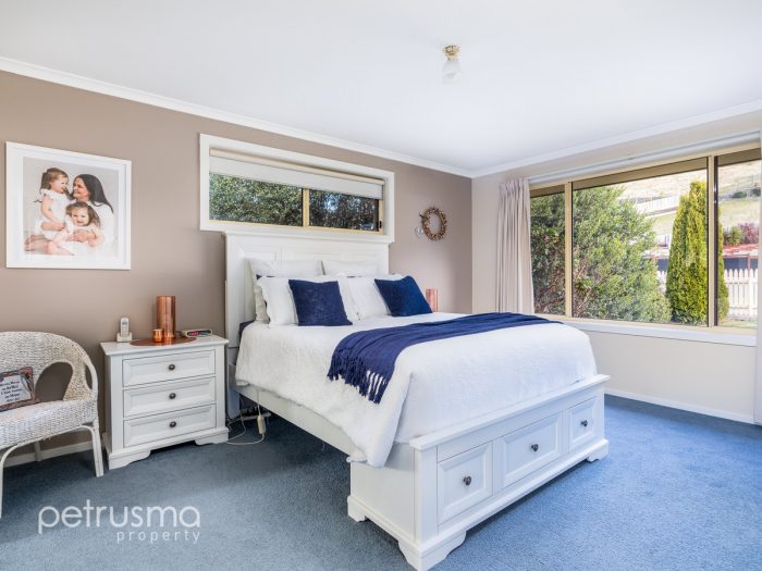 136 Branscombe Rd, Claremont TAS 7011, Australia