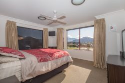 71 Kings Drive, Wanaka, Otago, 9305, New Zealand