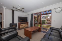 71 Kings Drive, Wanaka, Otago, 9305, New Zealand