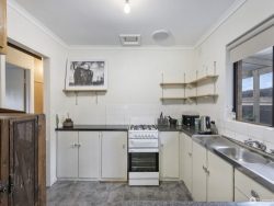 44 Baden Terrace, O’Sullivan Beach SA 5166, Australia