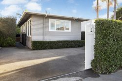 264 Point Chevalier Road, Point Chevalier, Auckland, 1022, New Zealand